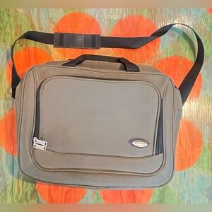 Hercules Laptop Messenger Bag Green Black Handles And Adjustable Straps Front